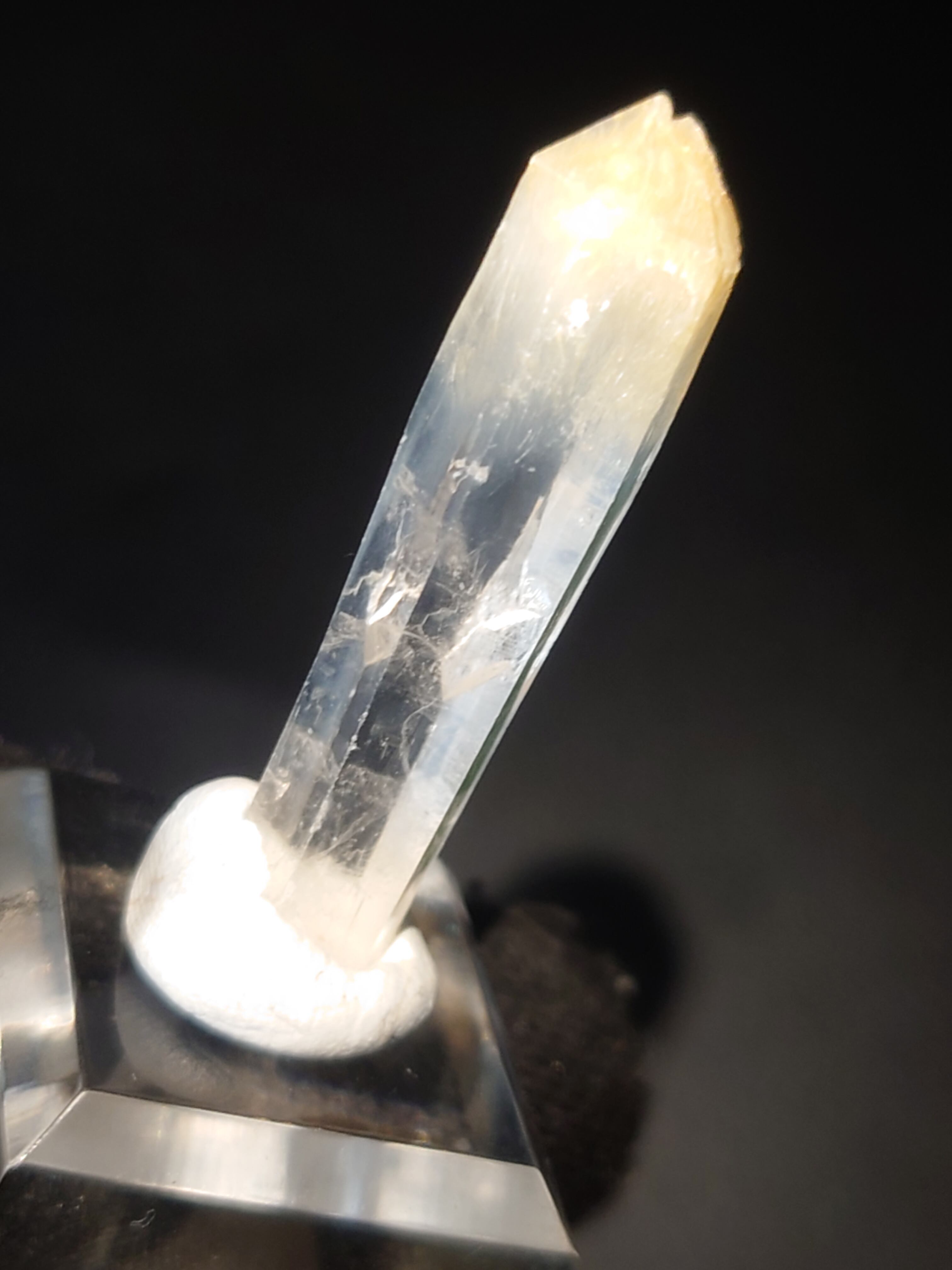 コロンビア/ボヤカ産】マンゴークォーツ