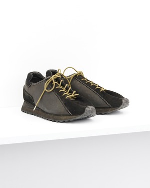 [ISŌ：位相] (イソウ) ISO-093-SHO I.S.O. Runner (Dark Khaki)