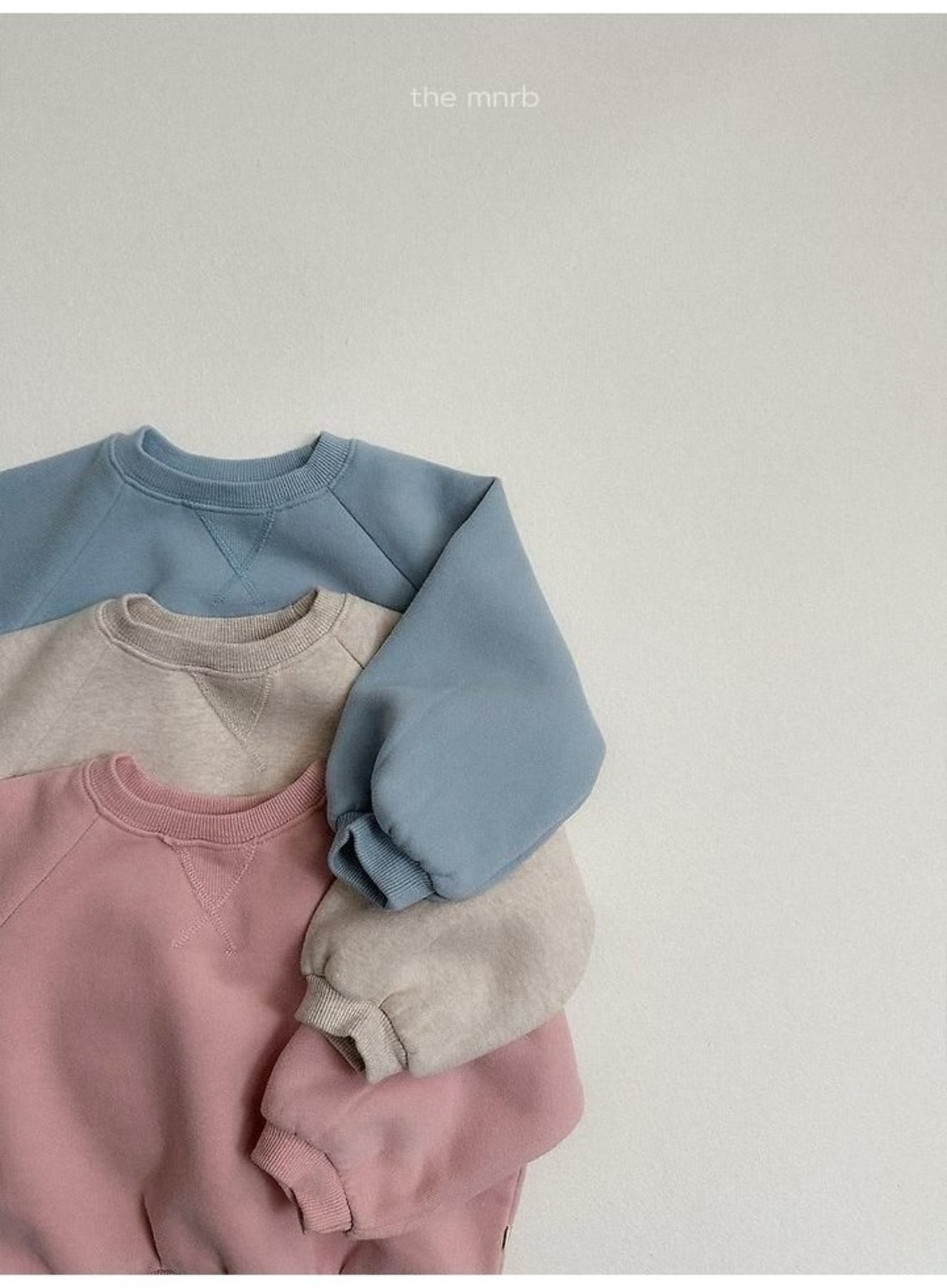 〖取寄〗韓国子供服 / 26winter / minirobe / ラグランラウンドトレーナー / キッズ *S~XL*