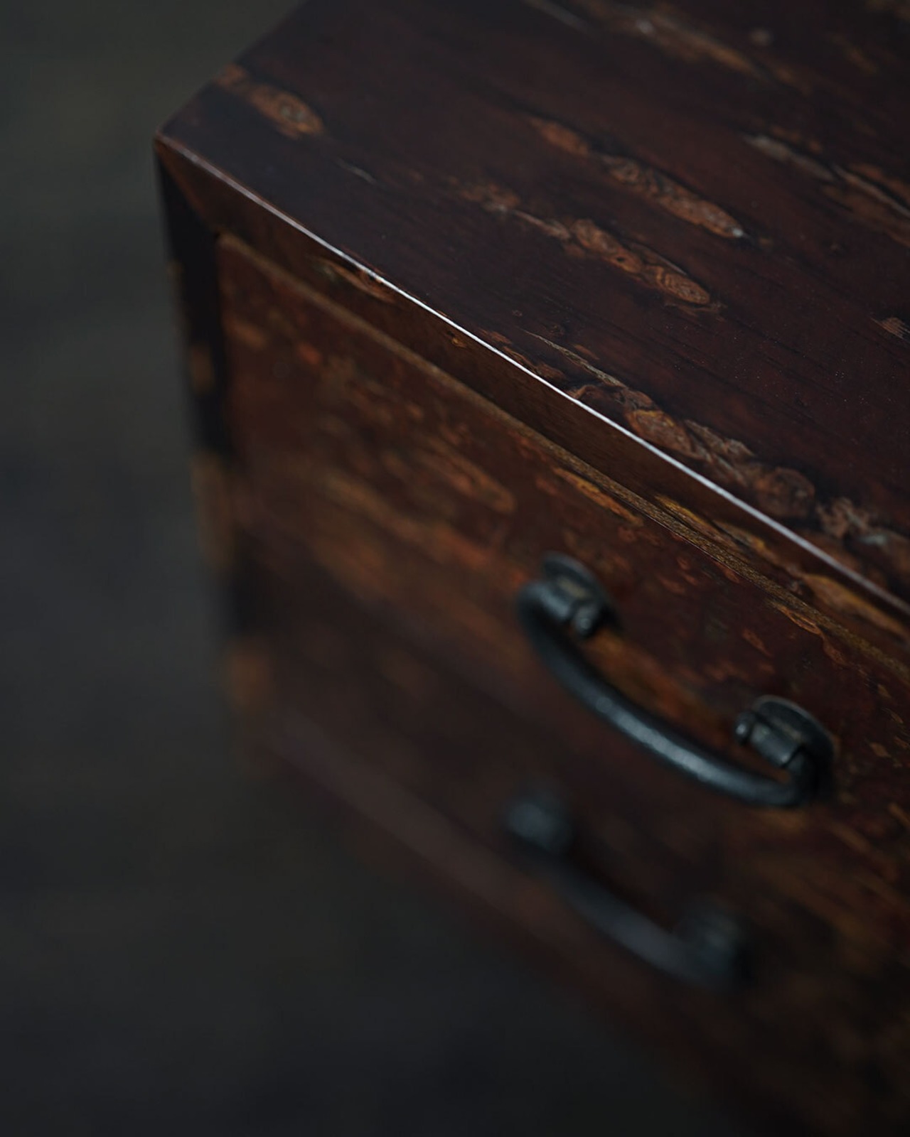 小引き出し　桜皮樺細工　/　秋田