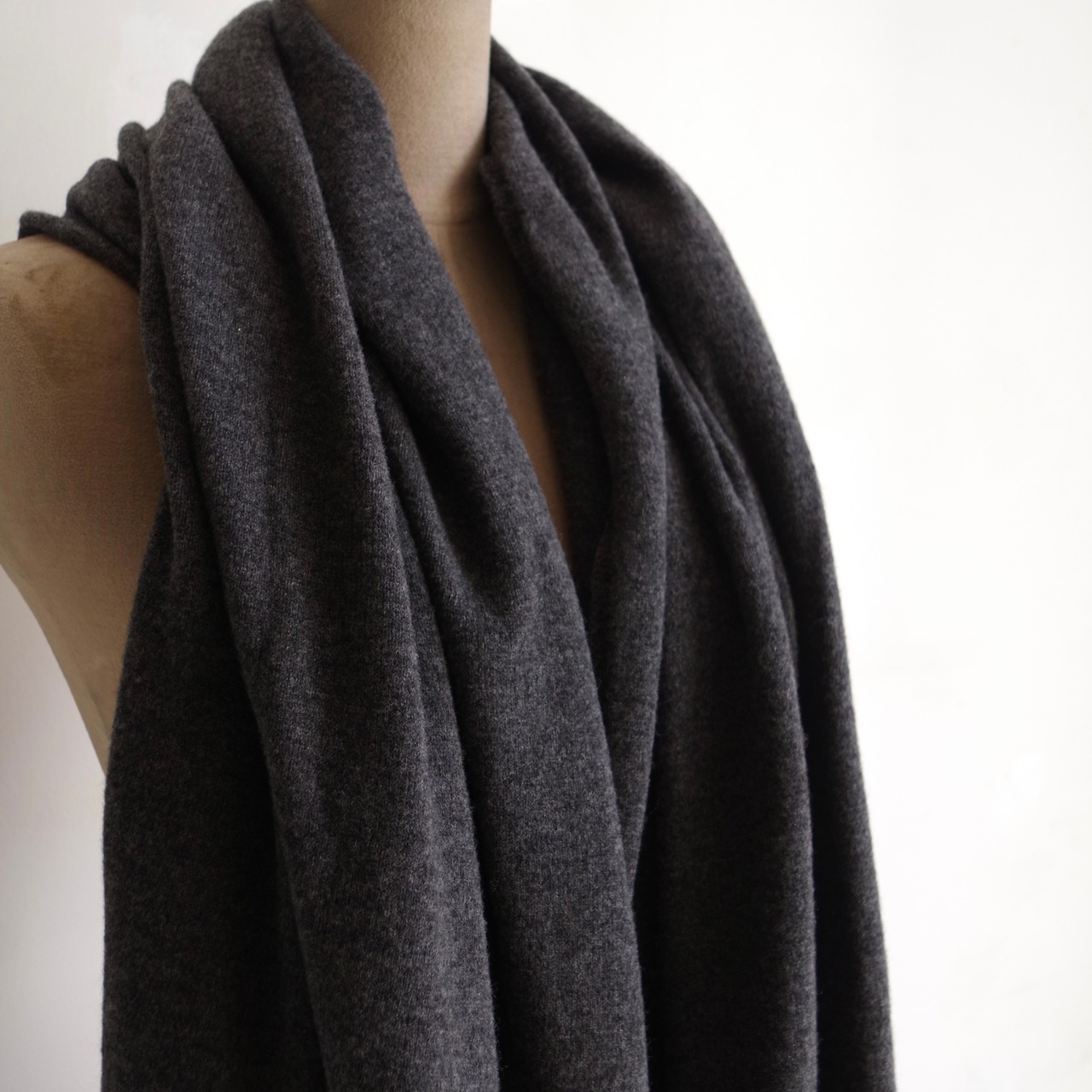 Oblada KNIT SHAWL