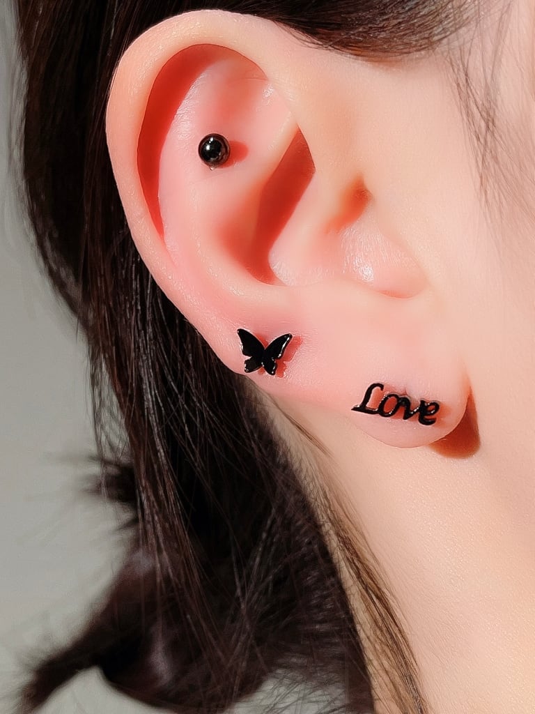 Hackney Nine AMOUR LOVE ピアス 2ペアセット Hackney Nine AMOUR LOVE ピアス 2ペアセット Hackney Nine AMOUR LOVE