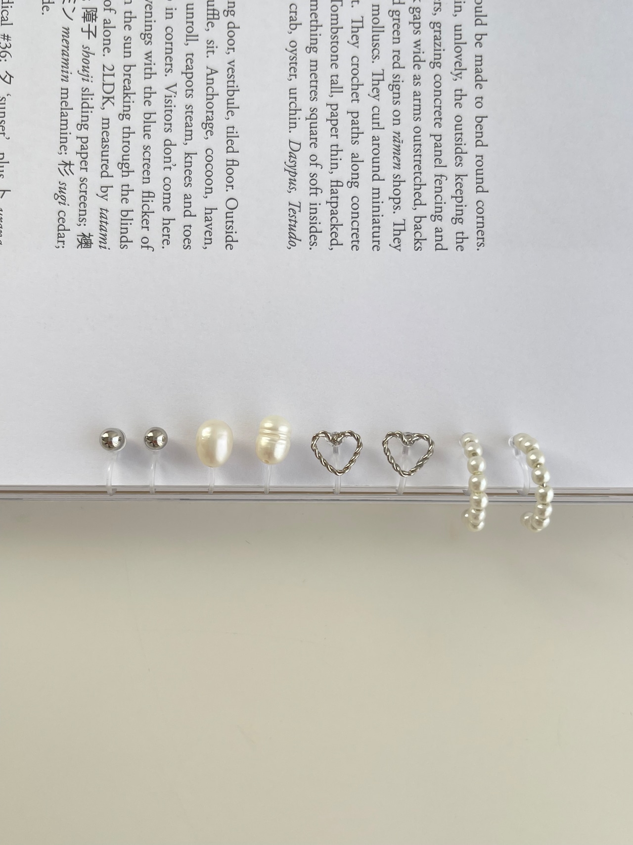 (即納) Fil. / Heat&pearl earrings 4set | 2color