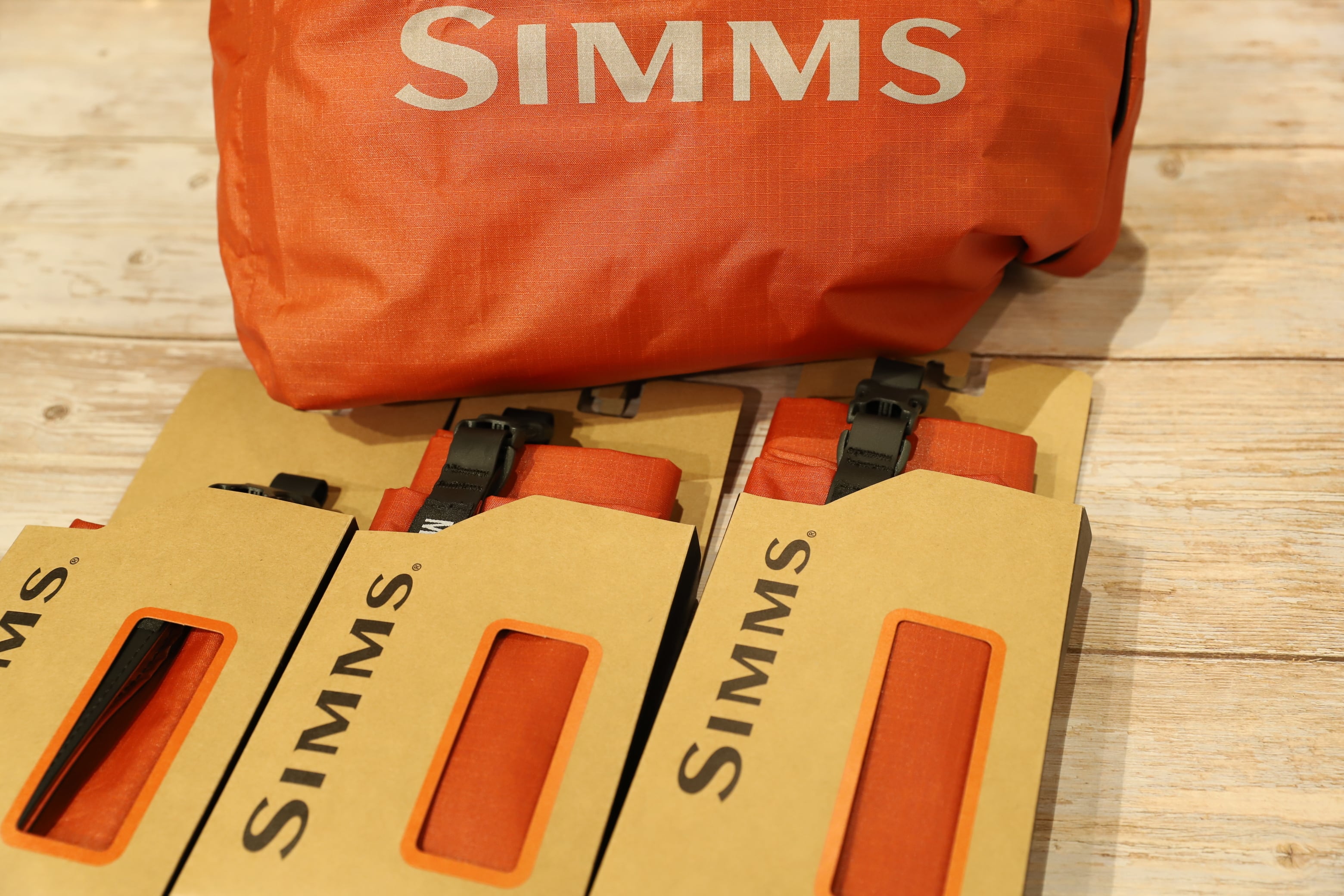 SIMMS DRY CREEK DRY BAG L size