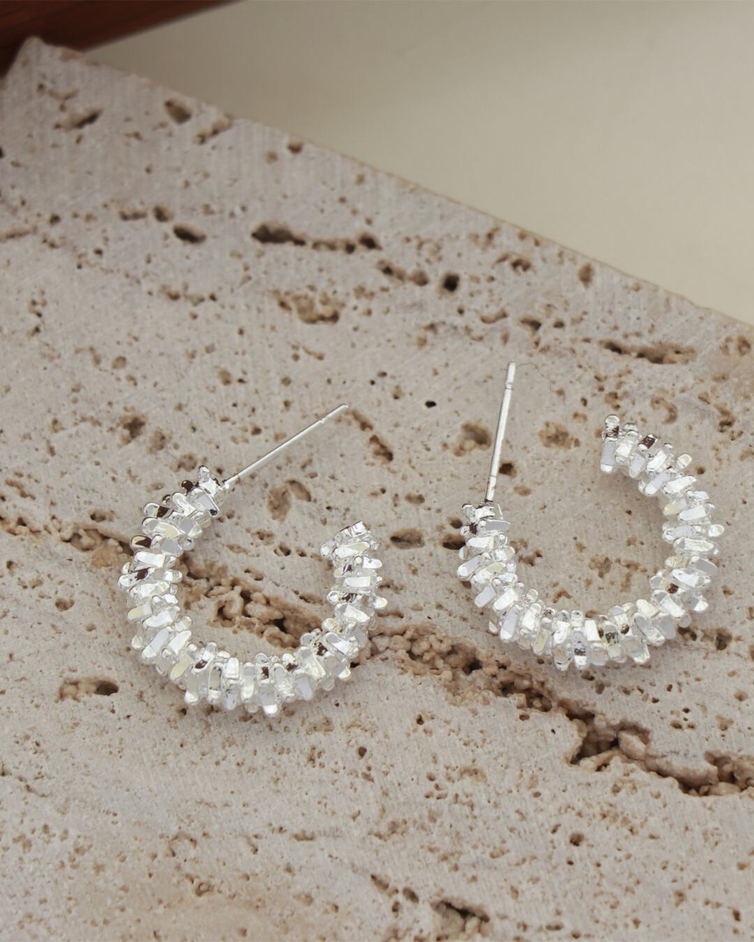 ミニビーズフープピアス G25057