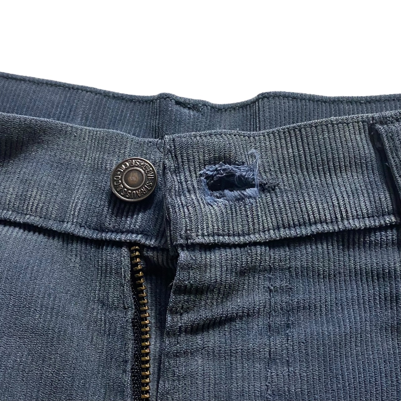 vintage 1980’s LEVI’S 519 corduroy pants