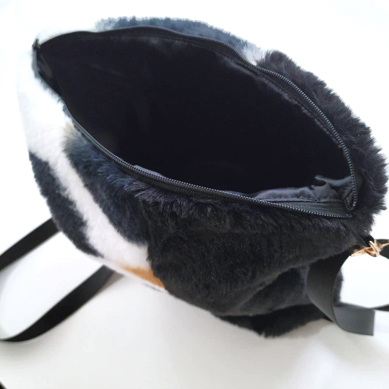 11月発送予約分】三毛猫柄バイカラーフェイクファーショルダーバッグ