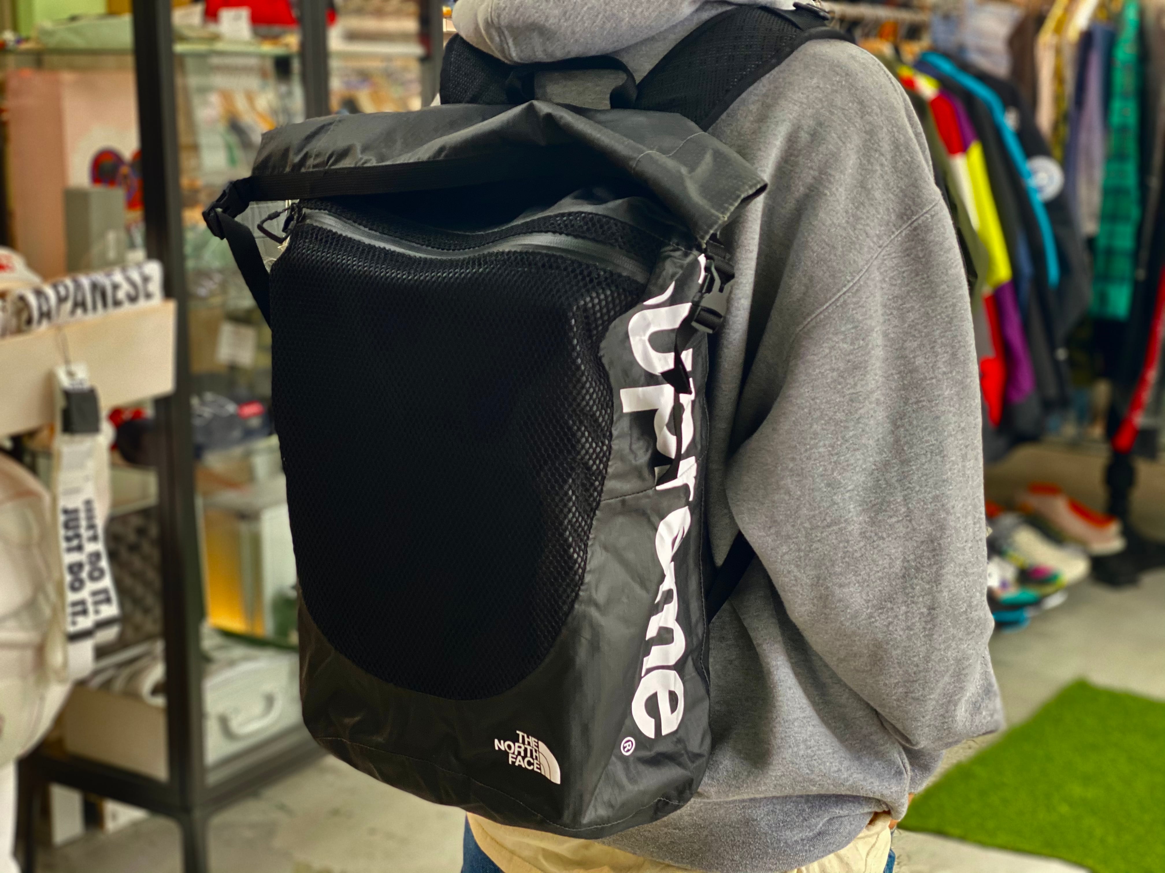 Supreme 17SS × THE NORTH FACE WATER PROOF BACKPACK BLACK IC3495  