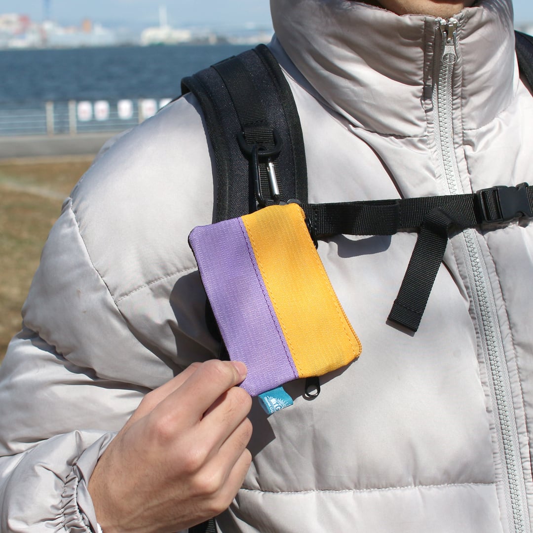 フェスバッグ TGIF! カラビナ付きリップポリ配色ミニポーチ | フェス