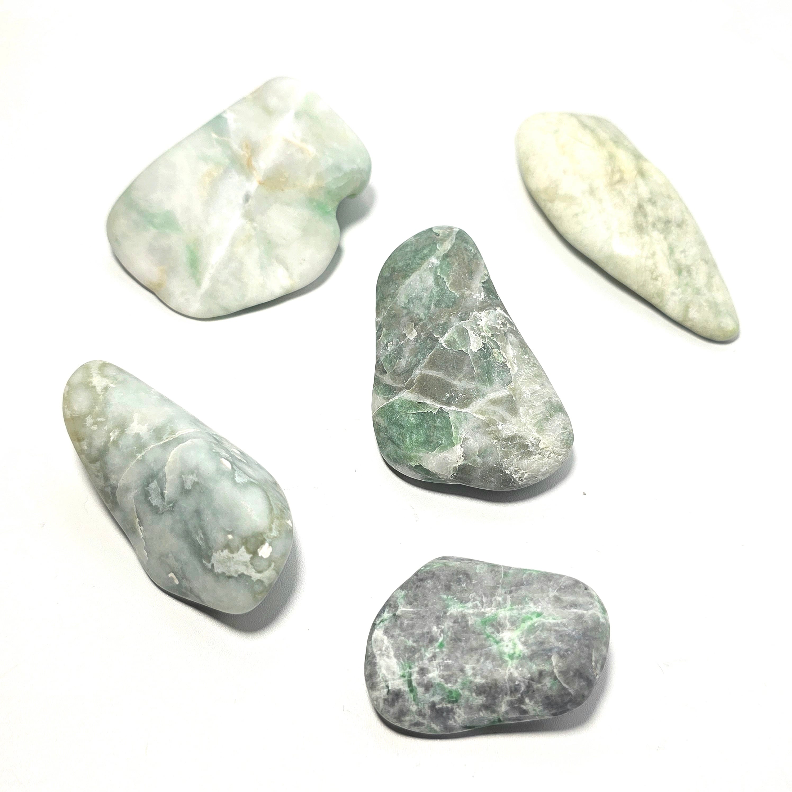 原石 | 糸魚川翡翠工芸家 赤羽可行BASE