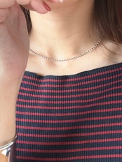 ミニビーズチェーンネックレス