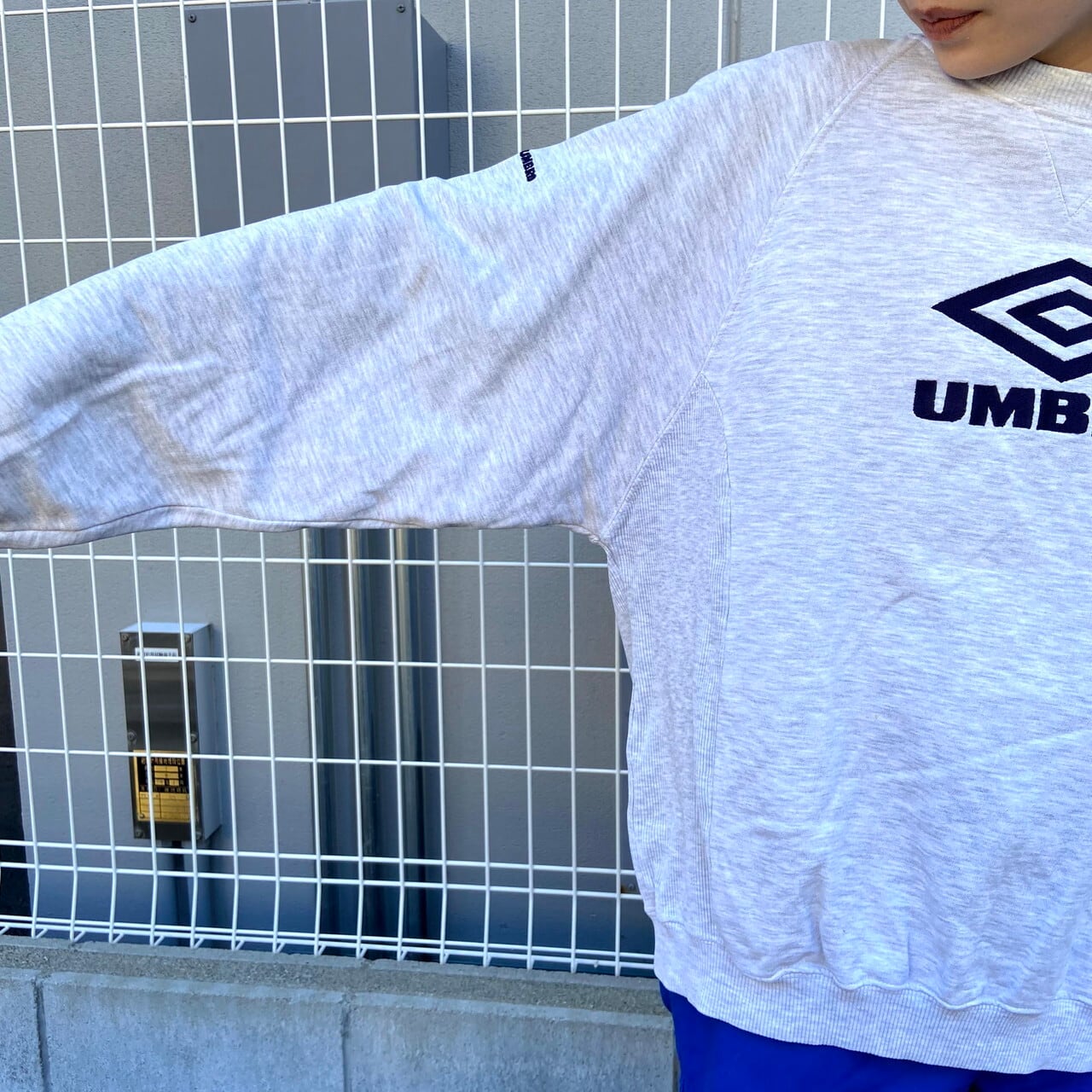 UMBRO　アンブロ　スウェットトレーナー　XL　両面プリント　90s　ネイビー