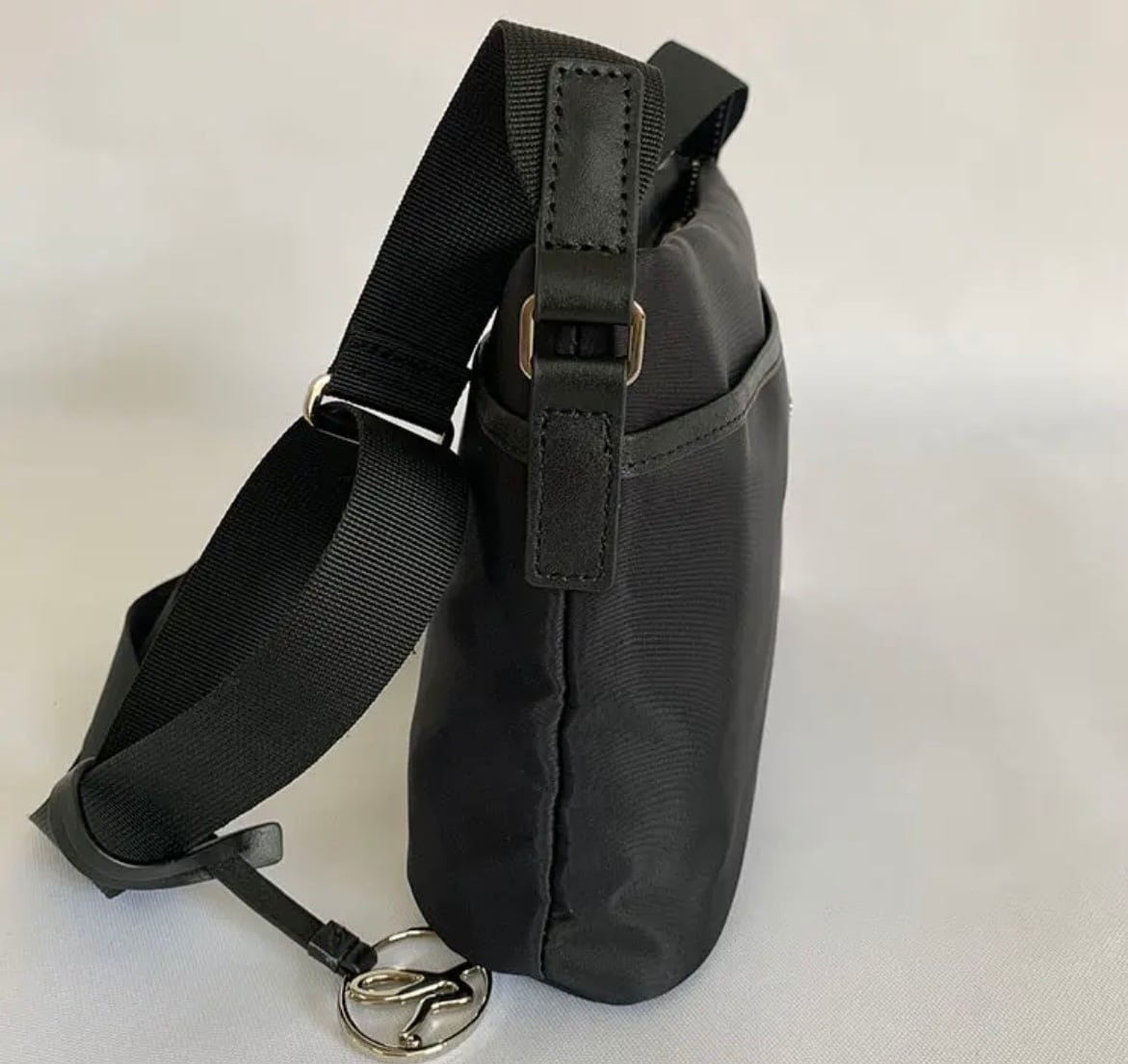 限定値下げ agnes b. アニエスベー ショルダーバッグ 肩掛けバッグ