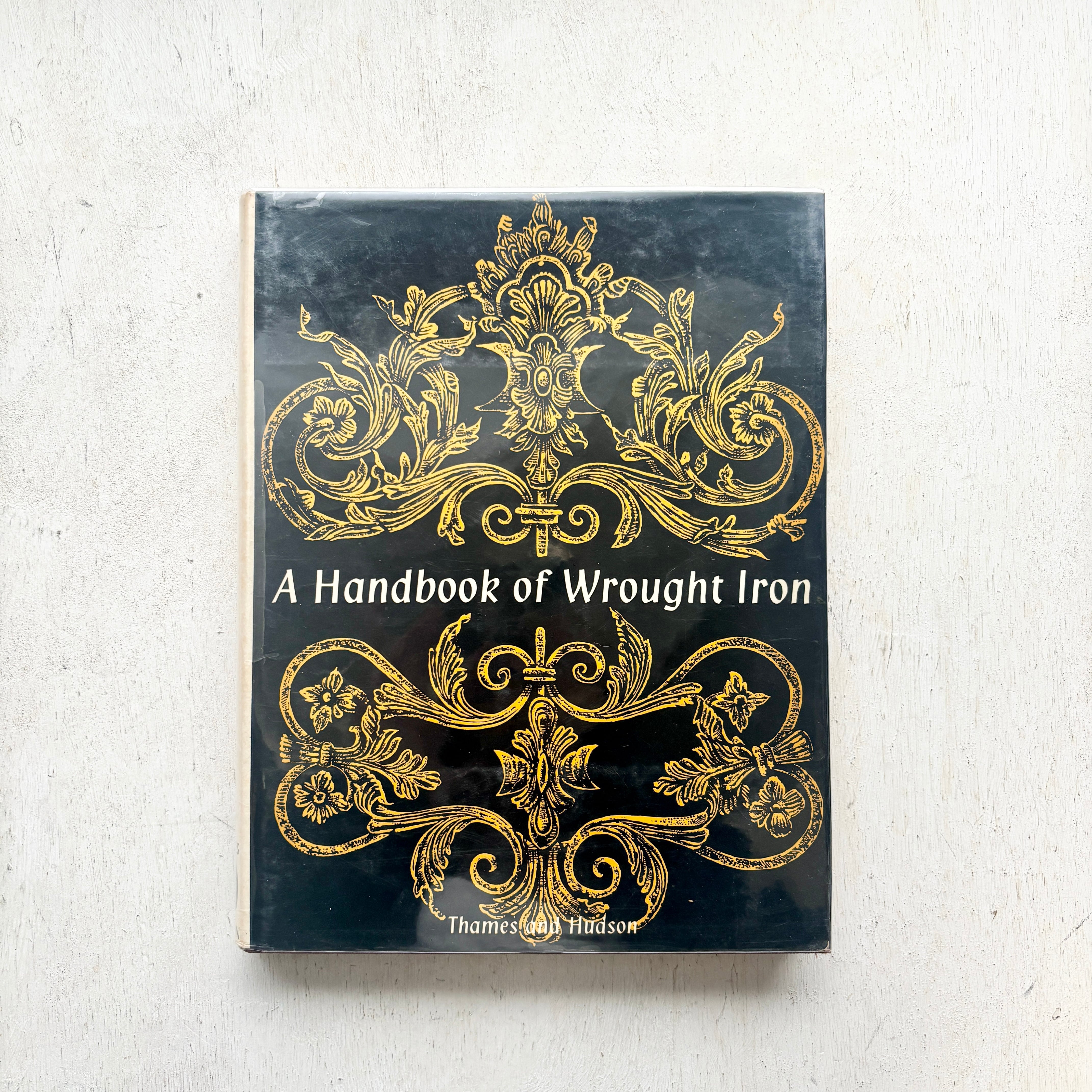 アイアンワークのコレクション A Handbook of Wrought Iron | folklora