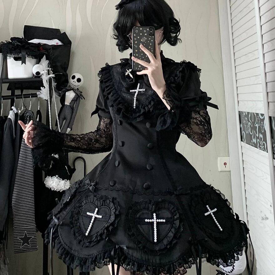 十字架 ハート装飾 クラシカル ゴスロリワンピース｜黒ロリータ 魔女