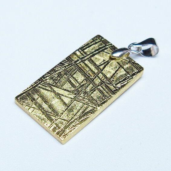 ギベオン ペンダント 隕石 メテオライト ゴールド 一点物 おまかせ便 112-13541