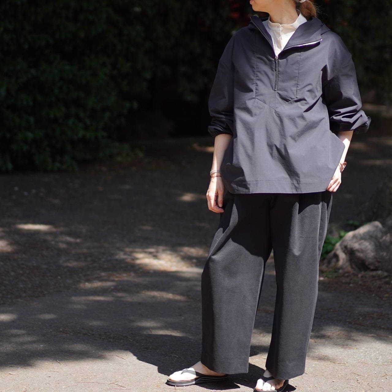 STUDIO NICHOLSON(スタジオニコルソン) EWAN HOODED ANORAK BLACK | Debby