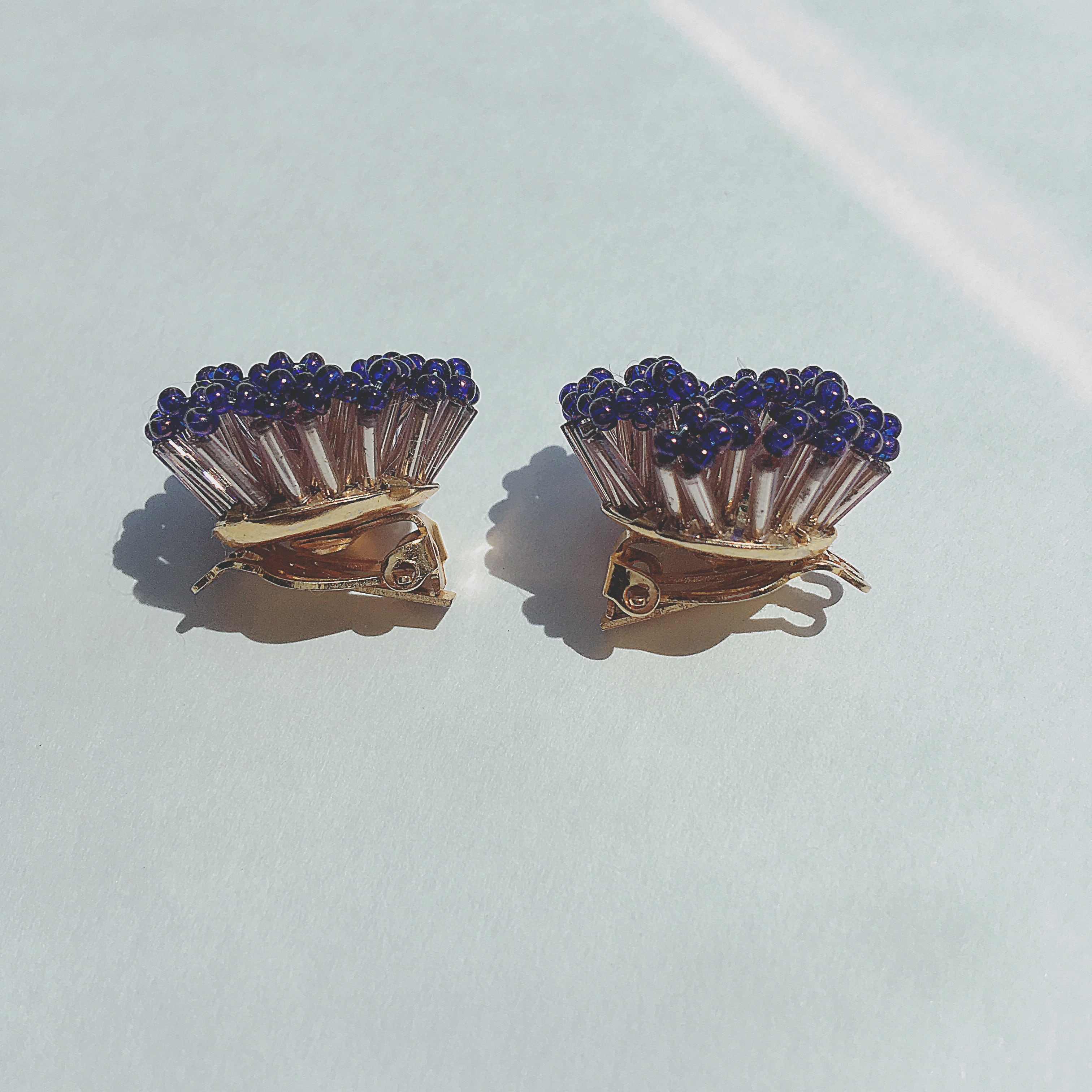 Vintage japan purple beads flower earrings ヴィンテージ パープル ...