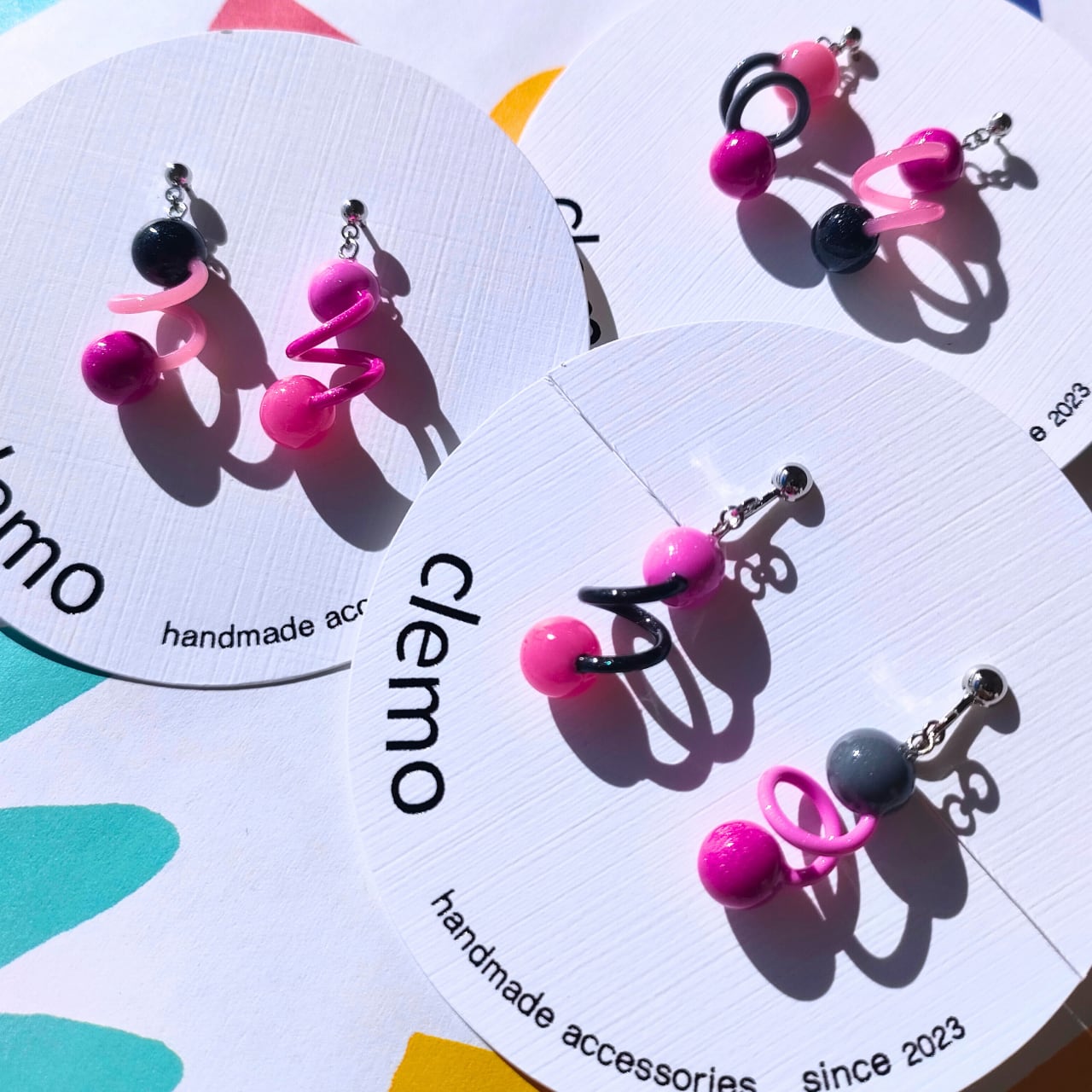 たまくるたま ブラックピンク【ピアス/イヤリング】