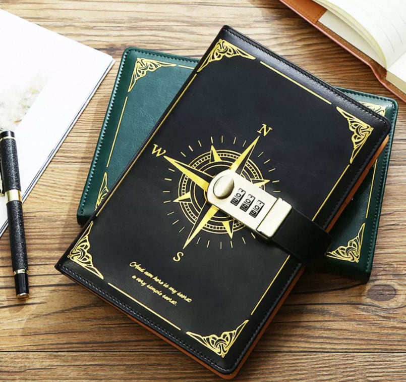 【合計5999円以上で購入可能】antique key desigh note /4種類のアンティーク鍵付きデザインノート