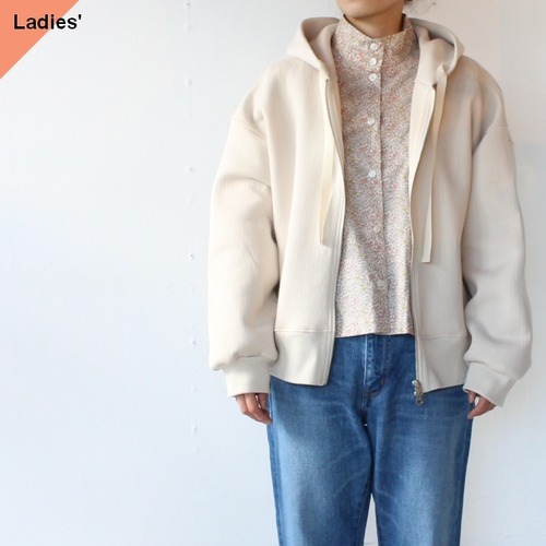 Siora  Cardboard knit zip parka（エクリュベージュ）