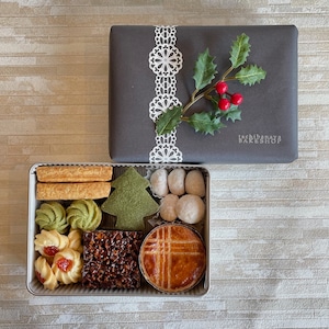 Xmasプチフール缶・M缶