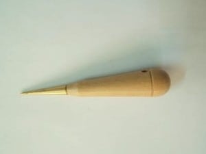 ソンゴ( メドゥプ用目打ち)