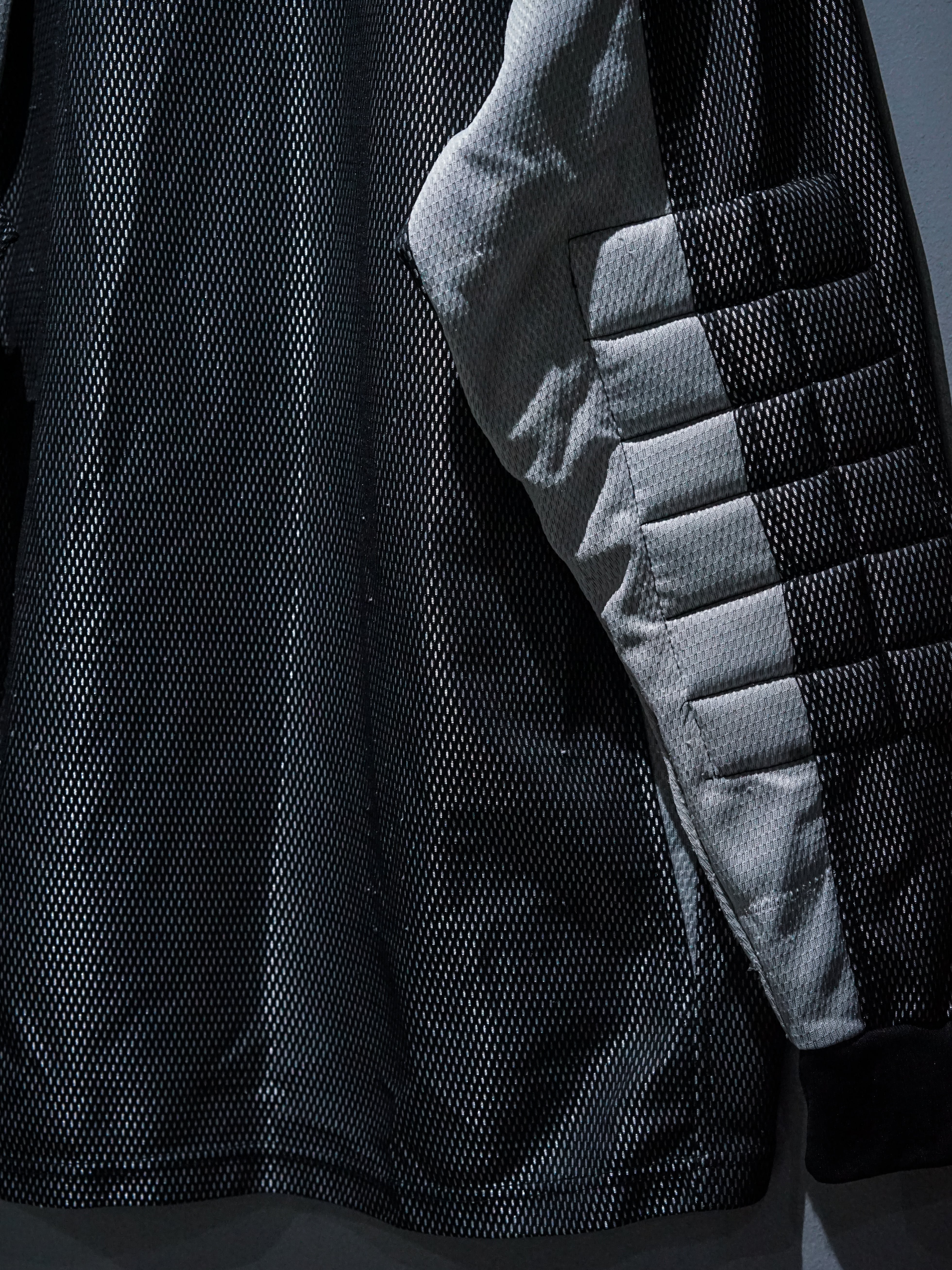 add (C) vintage】Metallic Color Loose Goalkeeper Game Shirt | Caka