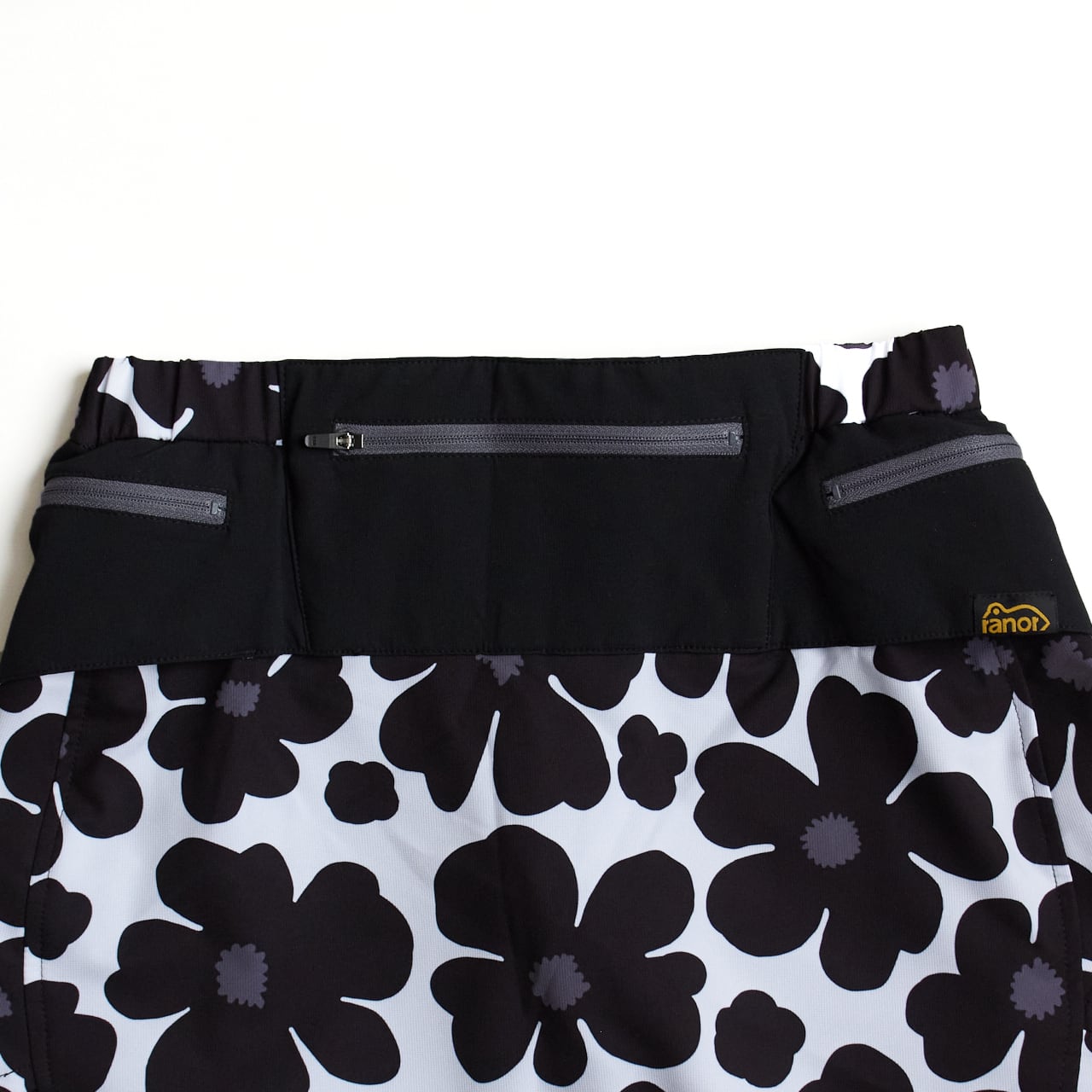 ranorのランスカ ranor（ラナー）FLOWER SKIRT - WHITE レディース ランニングスカート