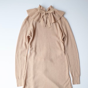 Frill collar knit dress