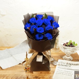枯れないお花、青バラ１２本のプリザーブドフラワー ボックス入り　花言葉は【夢は叶う】恋人や友人にサプライズなプレゼントに最！花言葉TAG無料！バレンタインデー、ホワイトデーにも