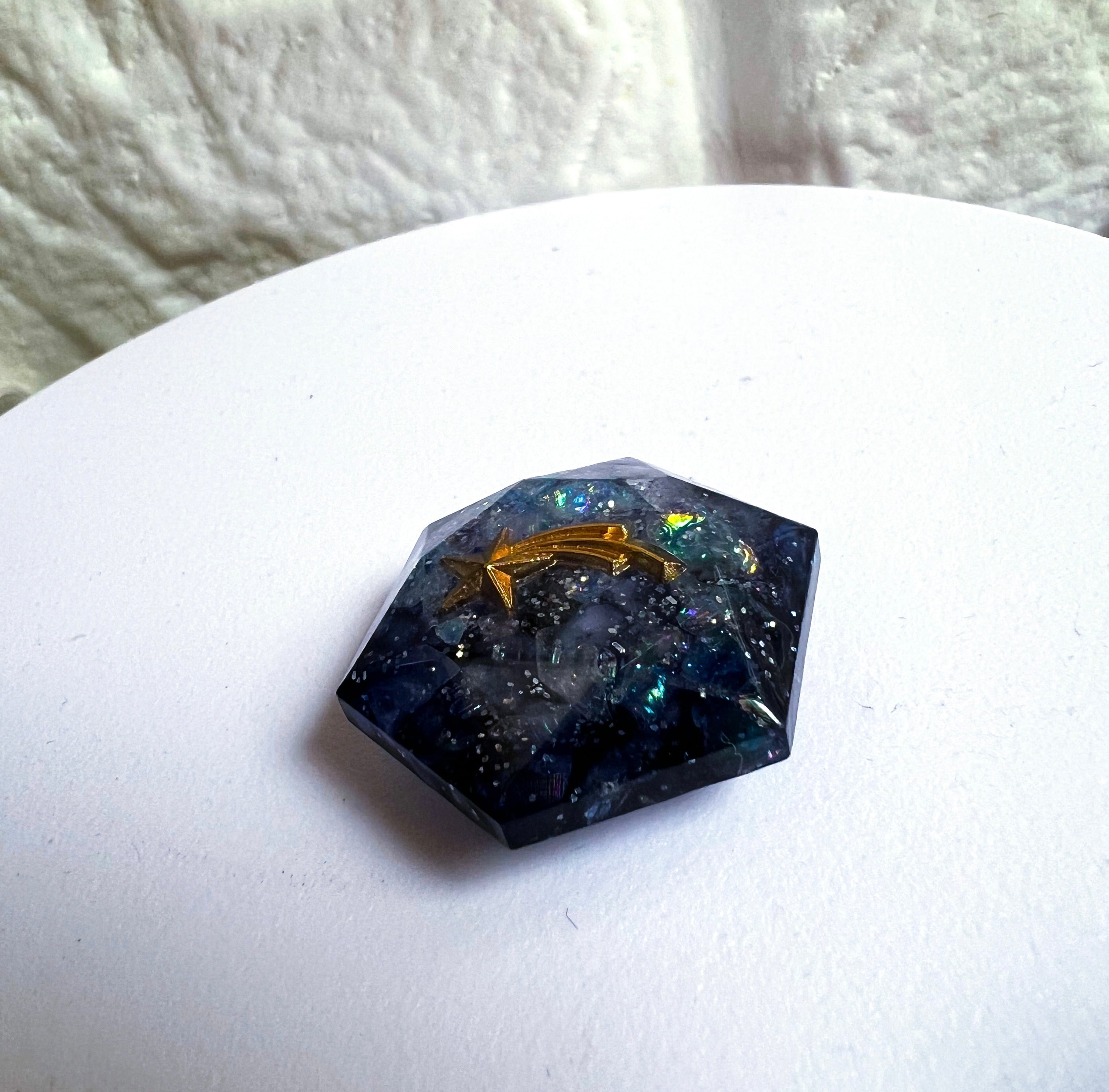 御守り✨オルゴナイト そら豆みたいな 握り石 龍 ラブラドライト 御守り✨オルゴナイト そら豆みたいな 握り石 龍スーパーセブン