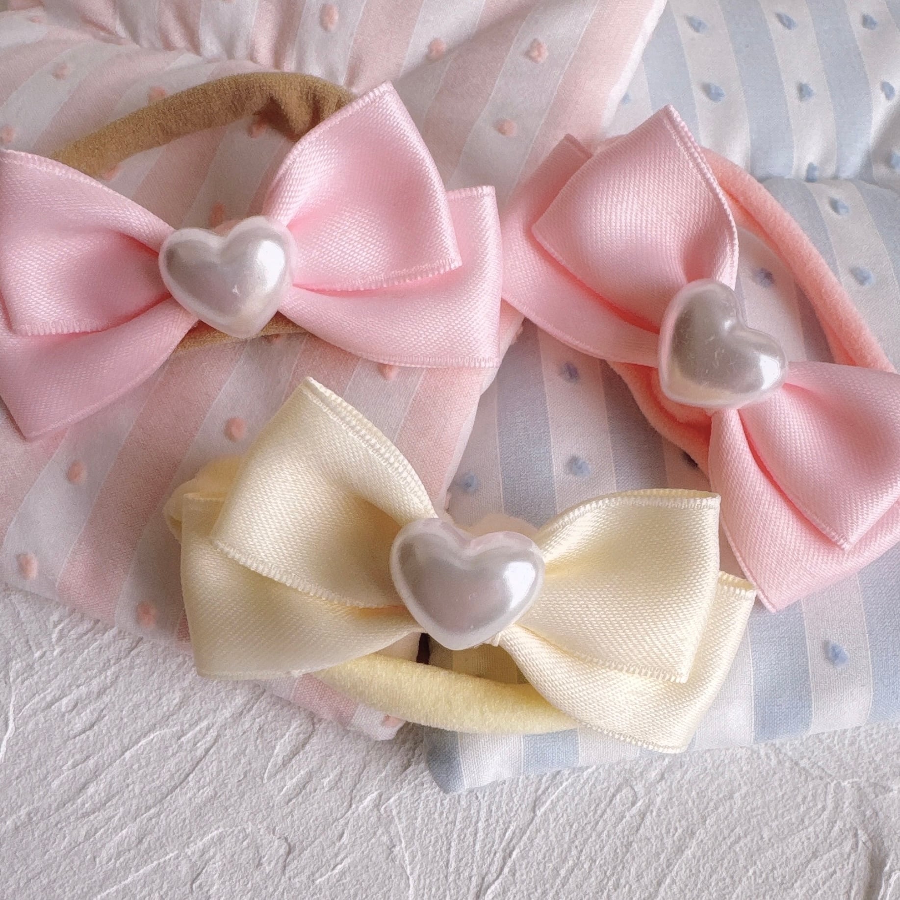 春色リボンヘアバンド（後ろ支え付き）