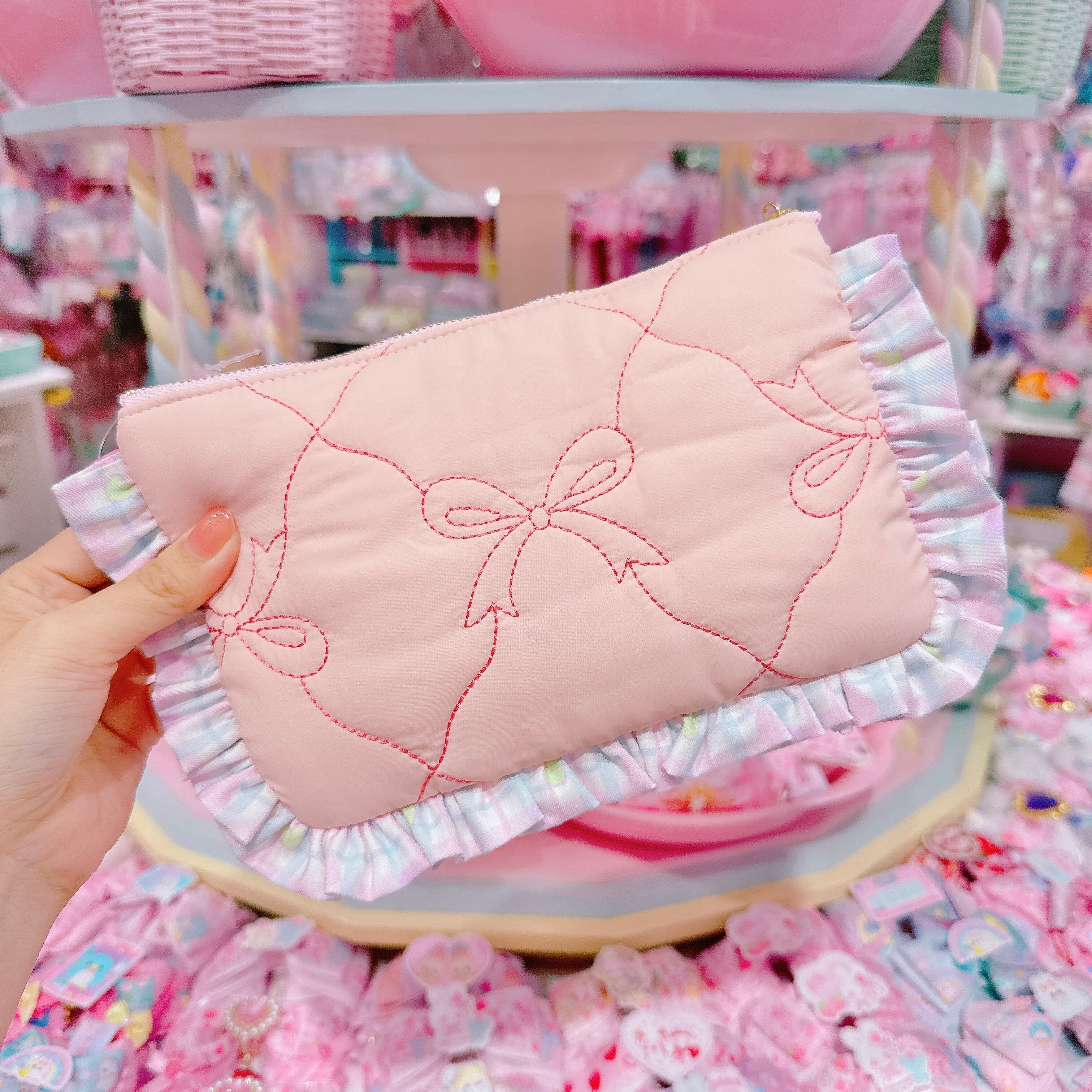 【N9】17-10 B品シャカシャカフリルBIGポーチ