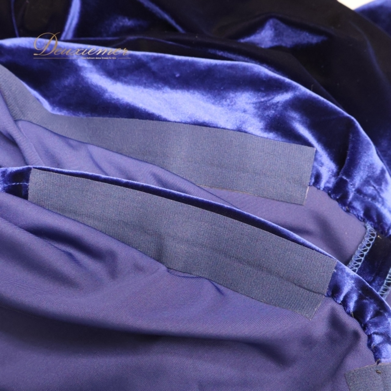 フラダンス 衣装 ワンピース ドレス uino! ブルー系 ハワイ製 ベロア生地 ワンカラー 無地 シンプル 光沢感 高級感 上品 豪華 綺麗 大人 かわいい ベロア 深いブルー ハワイアン アロハ フラ ダンス レッスン 練習