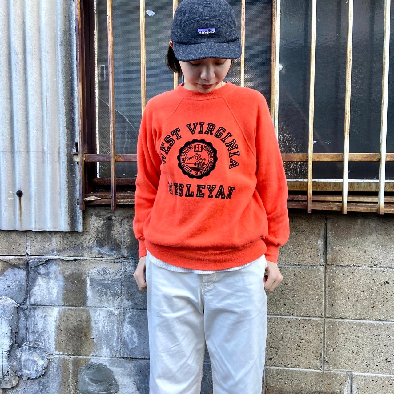 USA製 60年代 WESLEYAN カレッジ フロッキープリント スウェット 