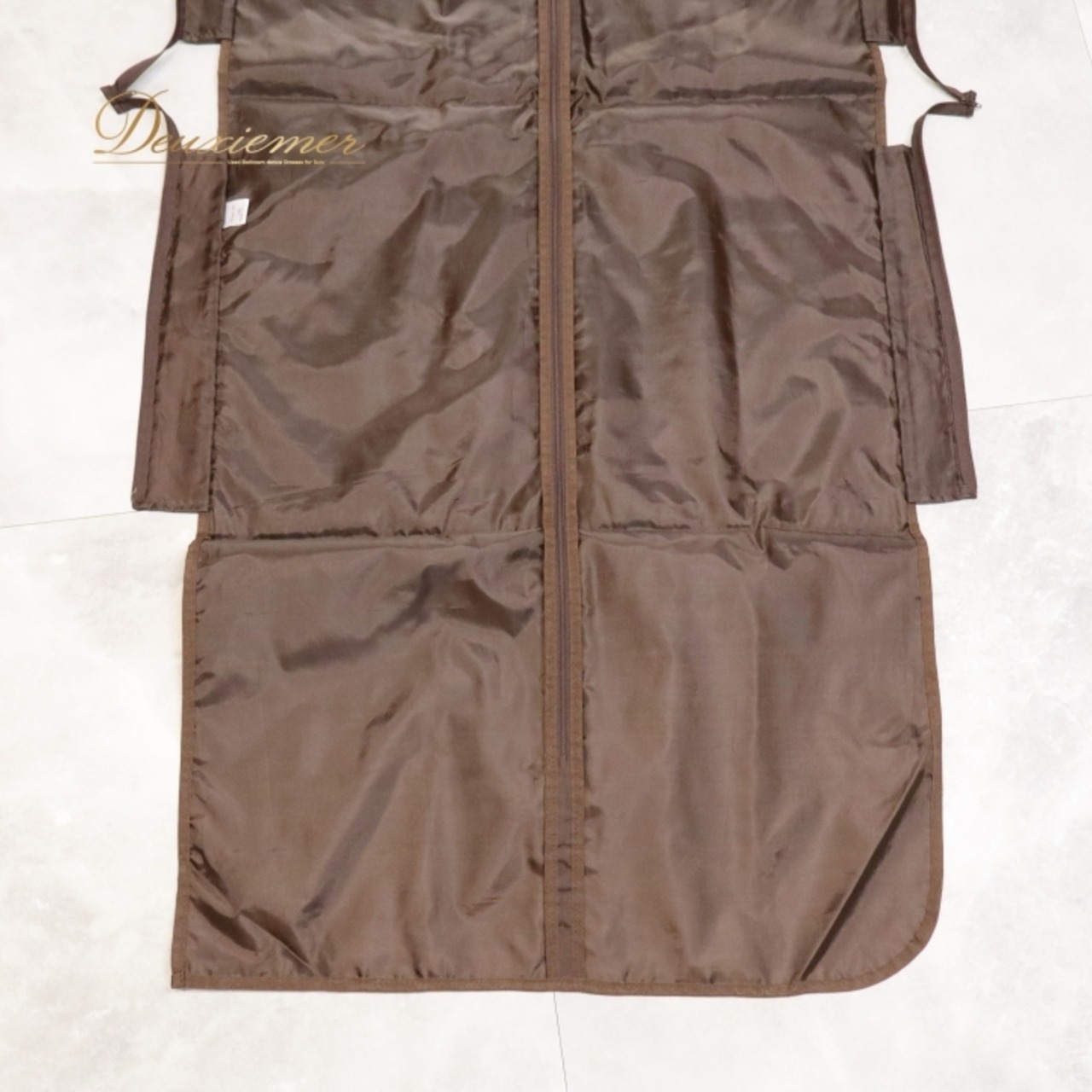 フラダンス 小物 ガーメントバック ブラウン系 マウナロア Maunaloa バッグ 茶 ハワイアンプリント 軽量 軽い ダンス小物 ファスナー 持ち運び 練習 レッスン イベント 発表会