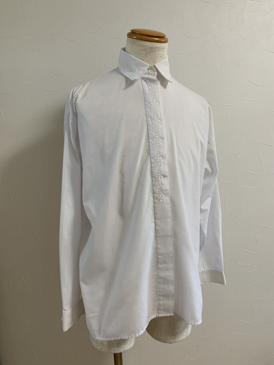 1990's Embroidery Long Sleeve Shirt