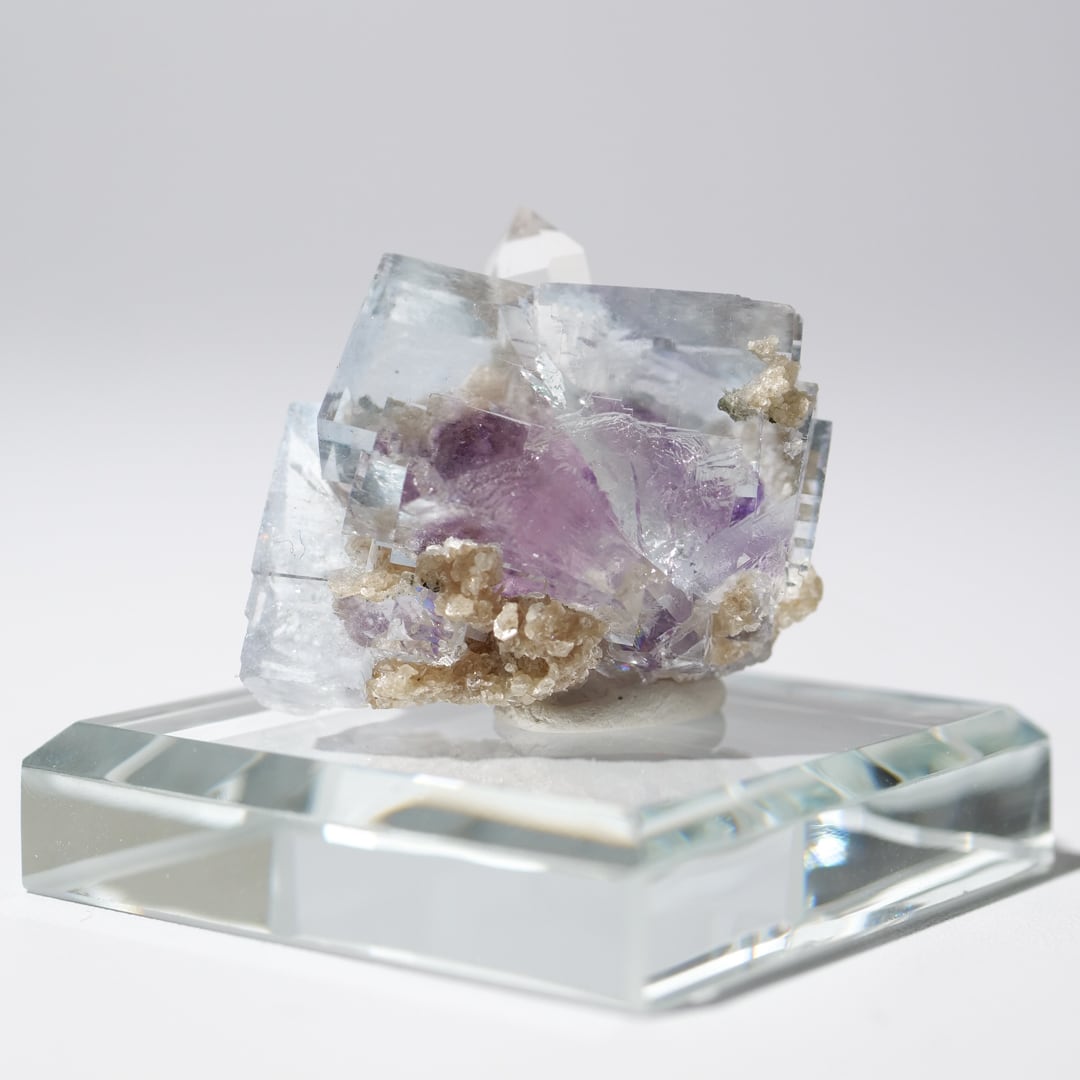 ヤオガンシャン産 フローライト パイライト共生 鉱物標本 ヤオガンシャン産 フローライト 共生 / 原石 標本 | ariife.公式