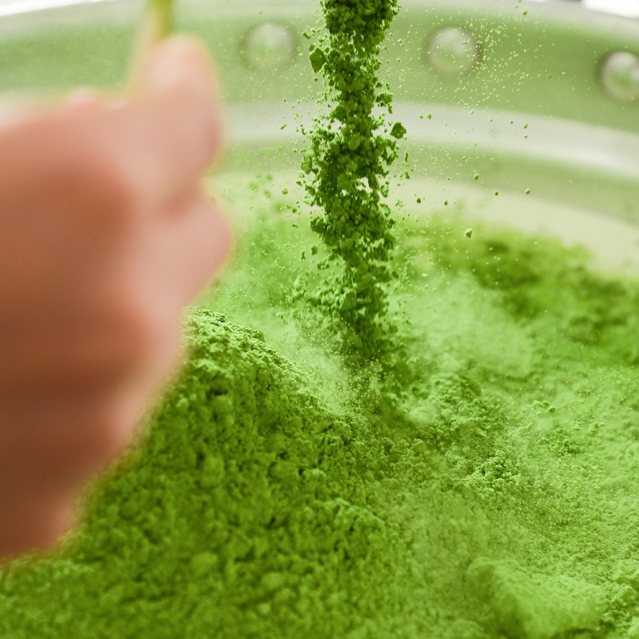 母の日無料特典（洋風熨斗・カーネーション・メッセージカード付き）＜風呂敷包み＞口福餅6個入全種と口福極プリン6個（抹茶・ほうじ茶各3個） のセット/化粧箱入り・贈呈用紙袋付き（送料別）