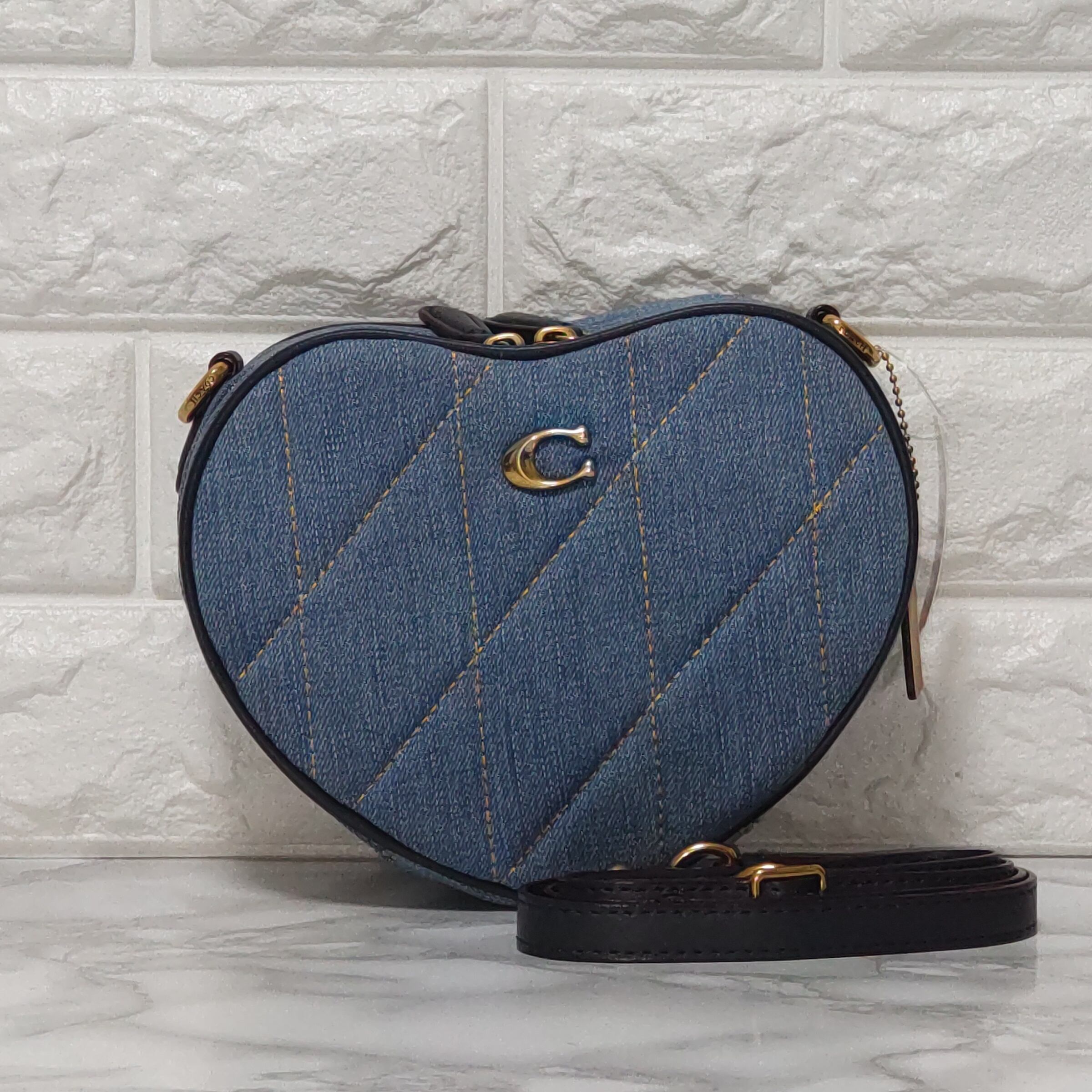 COACH コーチ ハート クロスボディ・キルティング デニム ショルダー  
