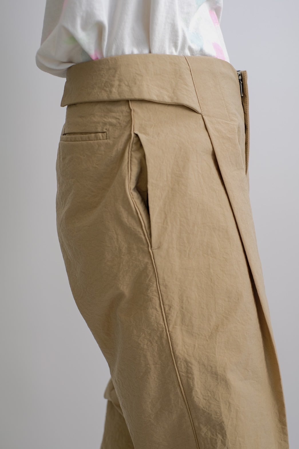 パンツ BIBLIOTHERK LOOSE DRESS TROUSERS Black BIBLIOTHERK/ビブリオテーク/LOOSE DRESS TROUSERS | GARDEN（ガーデン