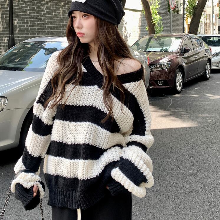 22aw Vネックボーダーニット 韓国レディースファッション通販 Krex ケーレックス