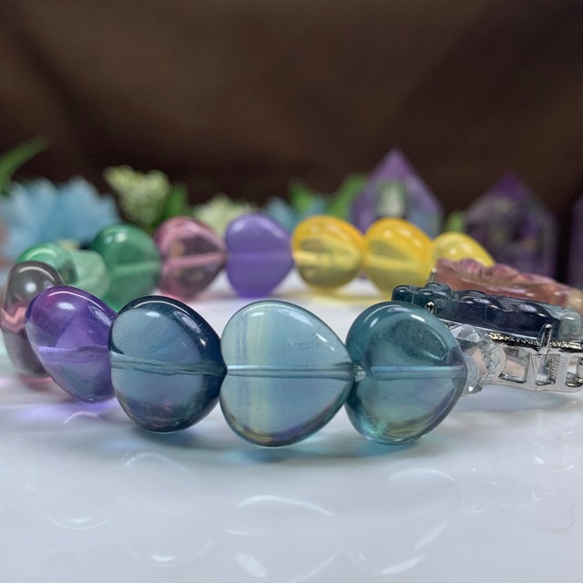~Butterfly~☆フローライト デザインブレスレット