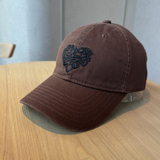 heart english logo cap　ハート英字ロゴキャップ　J1173