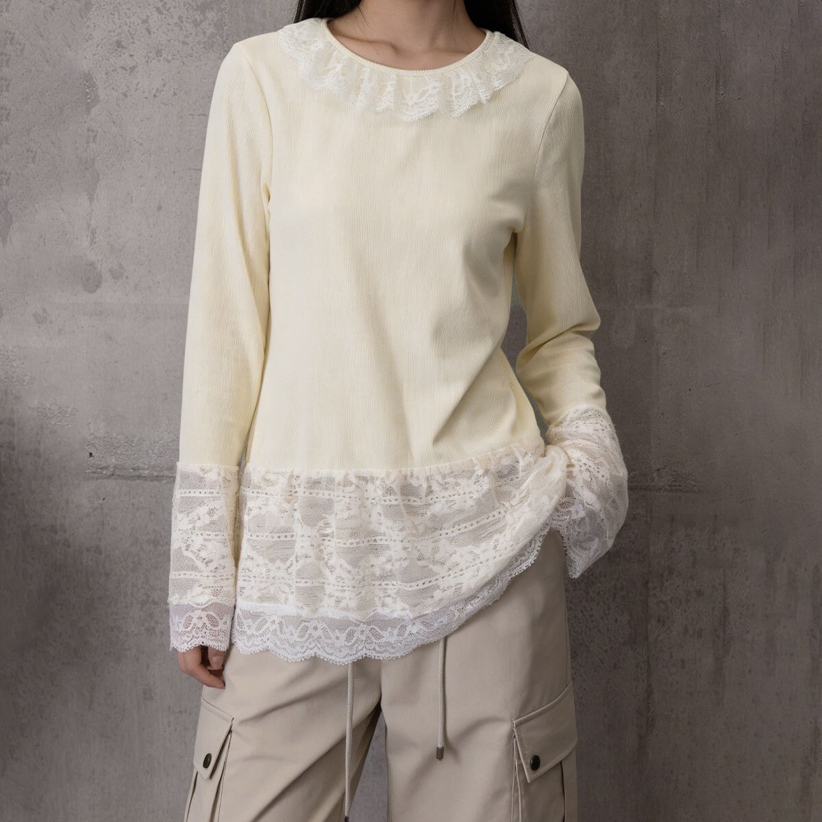 レース切り替え 長袖 Tシャツ トップス レディース 春夏秋 韓国 きれいめ 大人 かわいい 重ね着風 レイヤード カットソー カジュアル 透け感 裾レース 袖レース 大人可愛い 大人女子