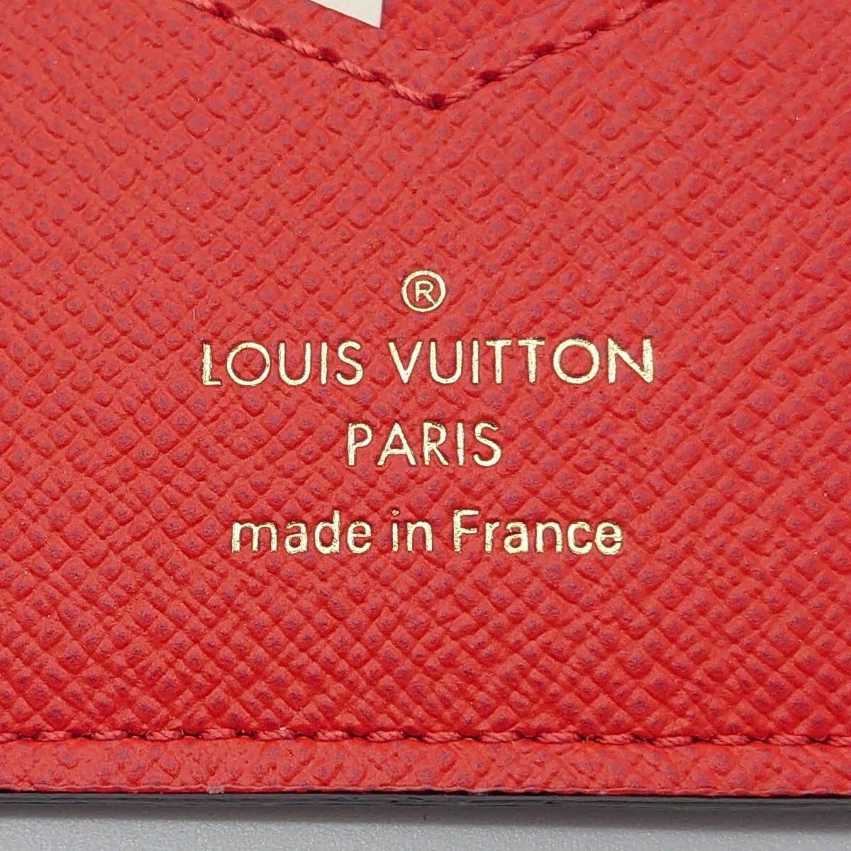 LOUIS VUITTON ルイ・ヴィトン パスポートケース クーヴェルテュール