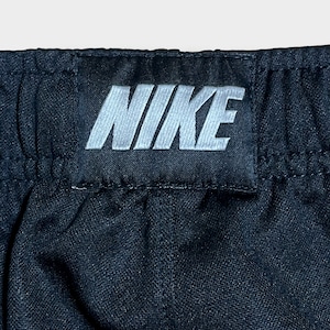 【NIKE】XL ビッグサイズ トラックパンツ TRACK PANTS ジャージパンツ ダボパン ジャージ下 スウッシュ 刺繍ロゴ ベンチレーション メッシュ 黒 ナイキ US古着