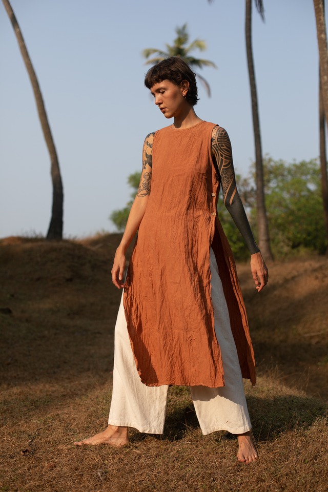 Natural-Dye Side Open Long Top