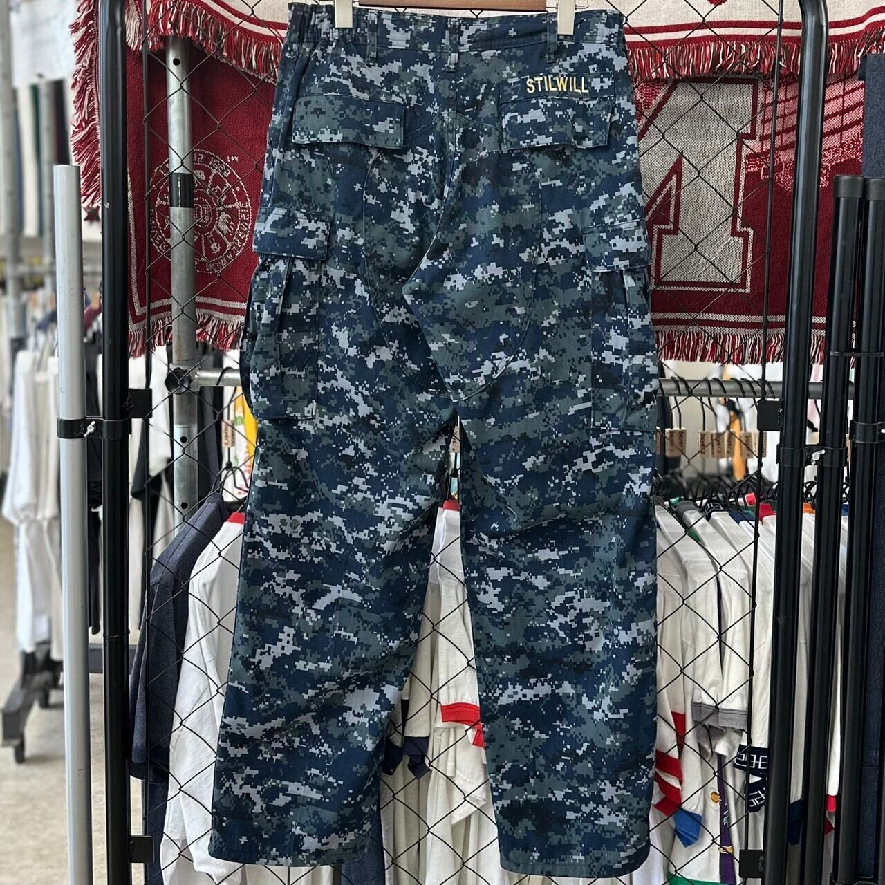 米軍 ミリタリー カーゴパンツ デジタルカモ柄 迷彩 サイドポケット 古着 古着屋 埼玉 ストリート オンライン 通販 アメカジ ビンテージ